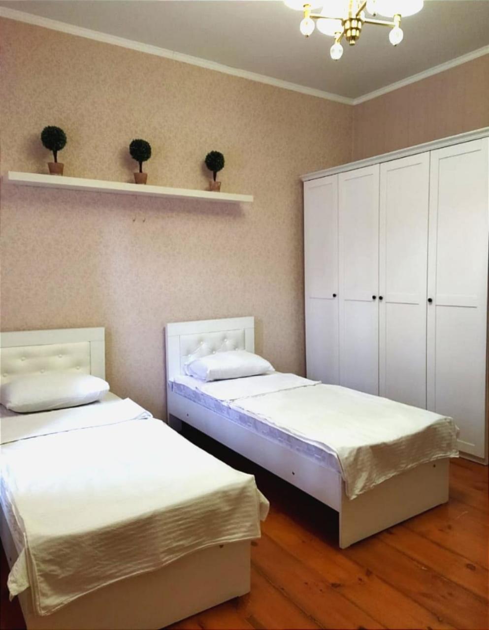 Бульвар Эркиндик74 Bishkek Room photo